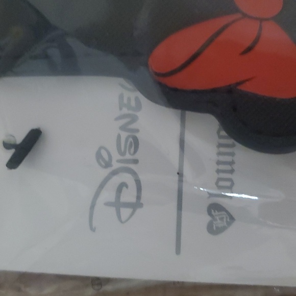 OG Loungefly minnie mouse cardholder - Picture 2 of 3